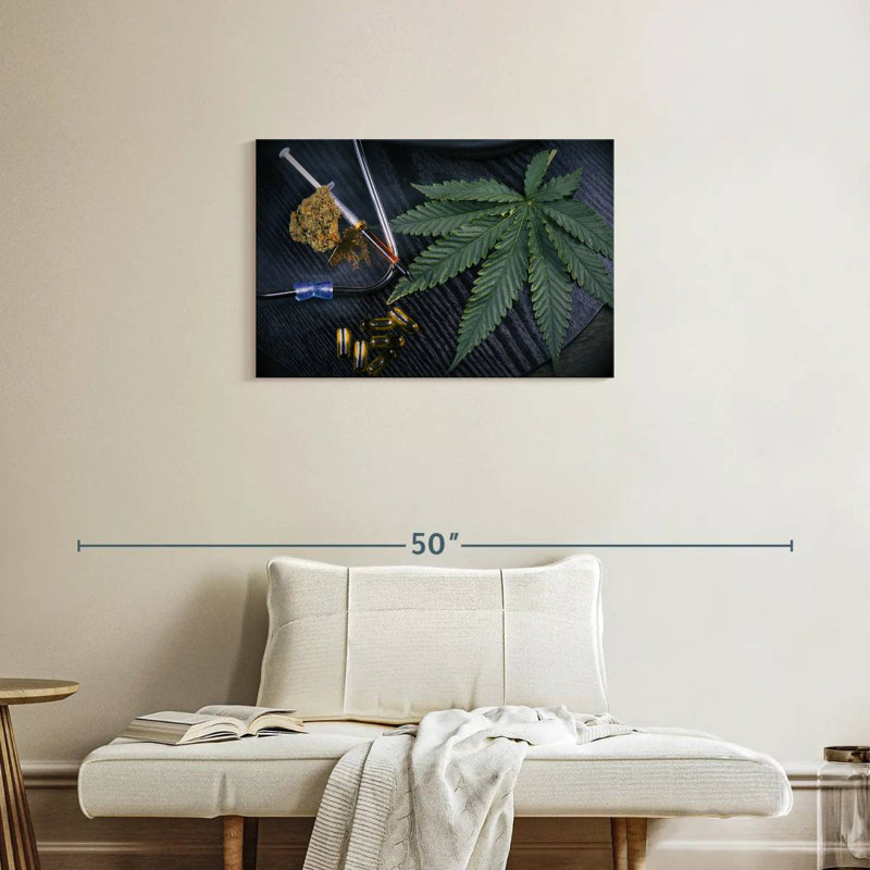 Senne Medicinal Marijuana Leaf, 20" H x 30" W