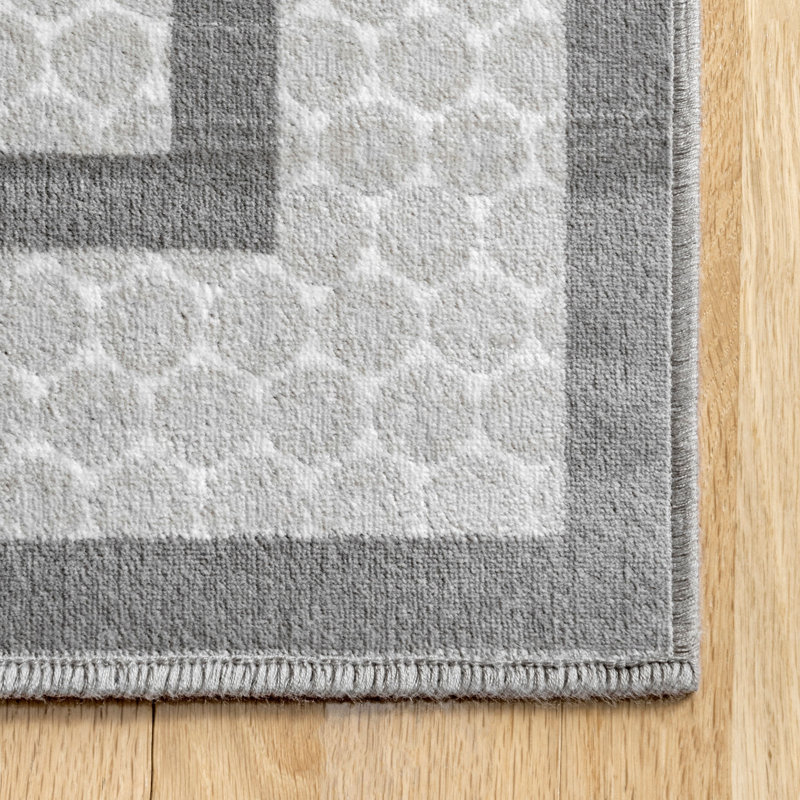 Utkan Viscose Geometric Indoor Rug, Rectangle 5' x 8'