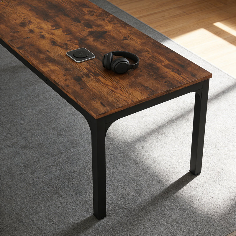 Bureau d'ordinateur brun patiné avec cadre en métal noir pour espaces de travail rustiques, Brun / Noir 