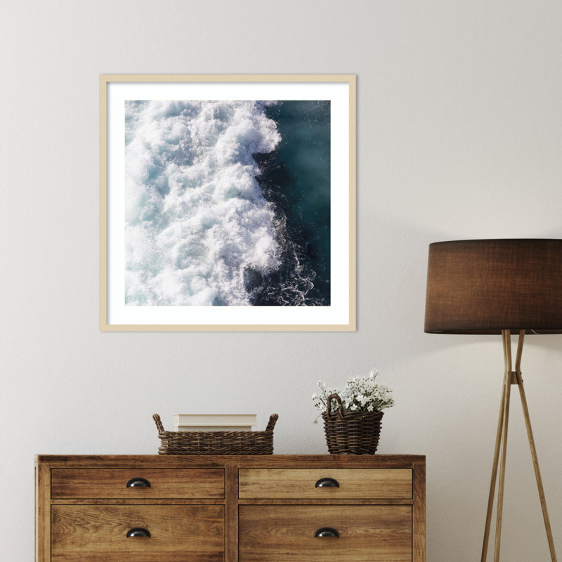 «Midnight Blue Wave» par Ingrid Beddoes, impression sur bois encadrée, H 33 po x l 33 po