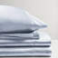6 draps en satin bleu de luxe très grand - froissé, texture soyeuse et lisse, convient aux matelas de 16 po, comprend 1 drap plat et 4 taies d'oreiller ajustées 100% doux pour la peau et les cheveux, avec