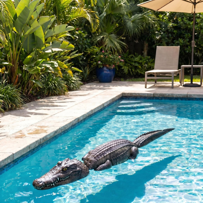 Statue de jardin d'alligator réaliste surdimensionné en crocodile de 61,4 po de hauteur, ornement de pelouse en alligator résistant aux intempéries, sculpture de jardin pour marécage Gator pour étang, bord de piscine, patio extérieur