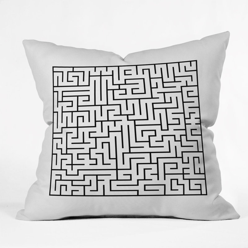 Coussin décoratif three of the possessed, 16 po x 1 po