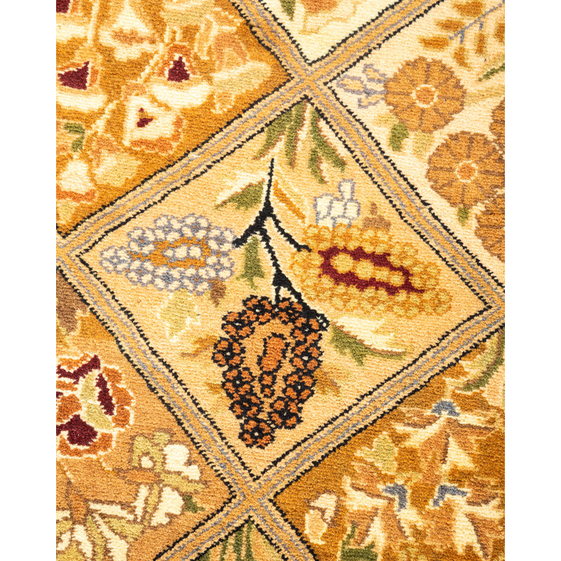 Classic One-of-a-Kind 2' 8" x 4' 2" Hand Knotted Area Rug