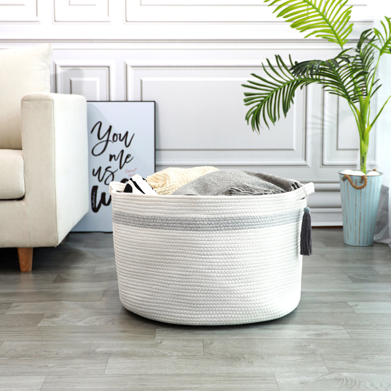 Panier en corde de coton, H 13,8 po x l 21,8 po x P 21,8 po, Blanc / gris clair