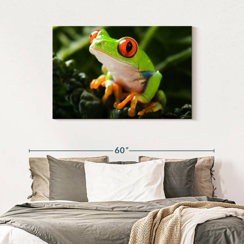Brampt Tree Frog, 30" H x 45" W