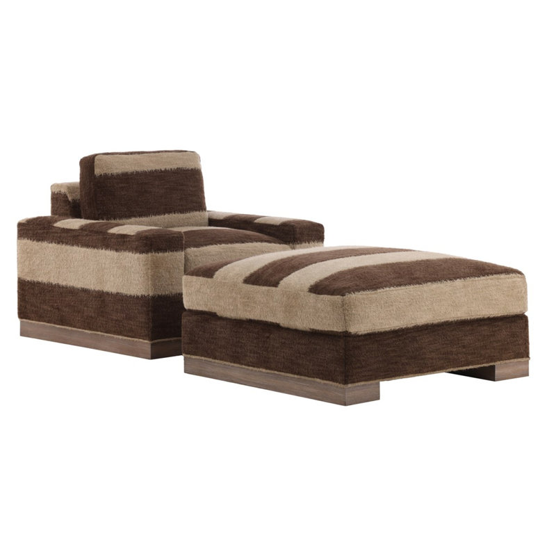 Burke Ottoman, Tommy Snow, Wrenn