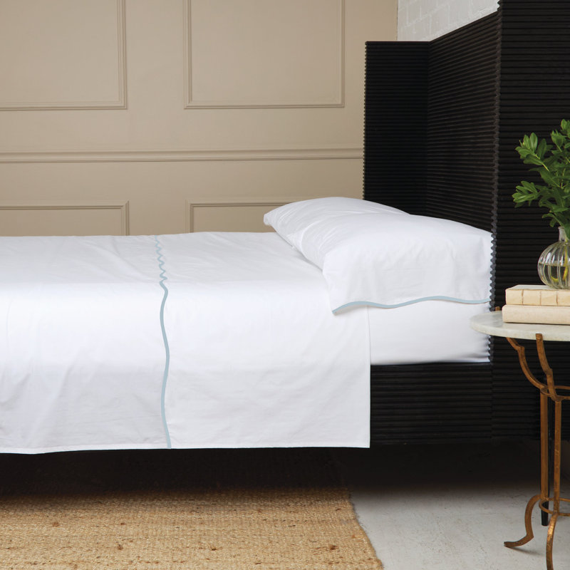 Skylar 100% Cotton Percale Weave Sheet Set, White/French Blue, Queen Sheet Set with 2 Pillowcases
