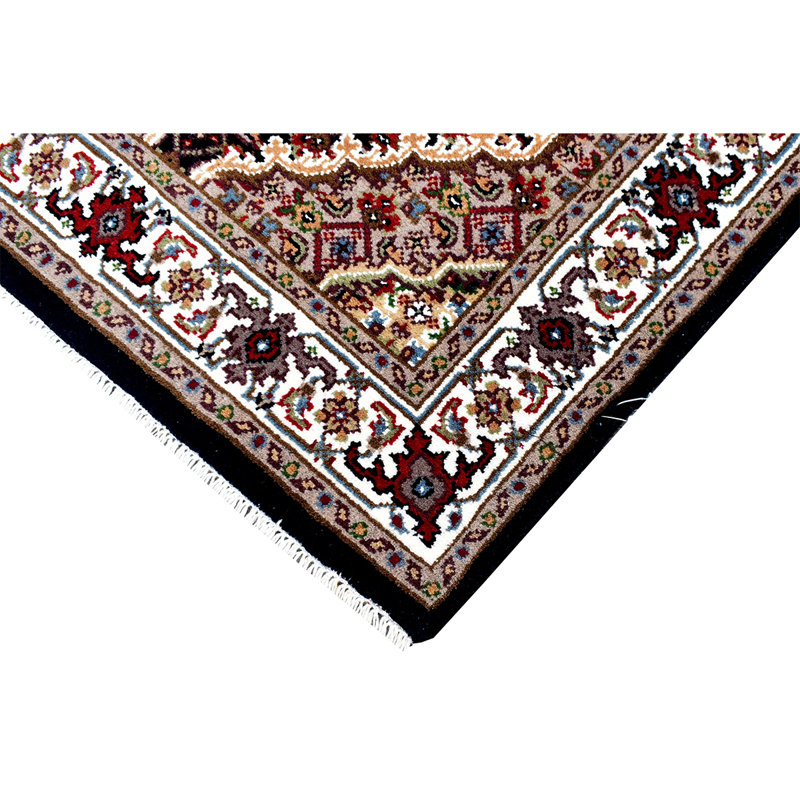 Wool Oriental Area Rug in Ivory, Runner 2'6" x 10