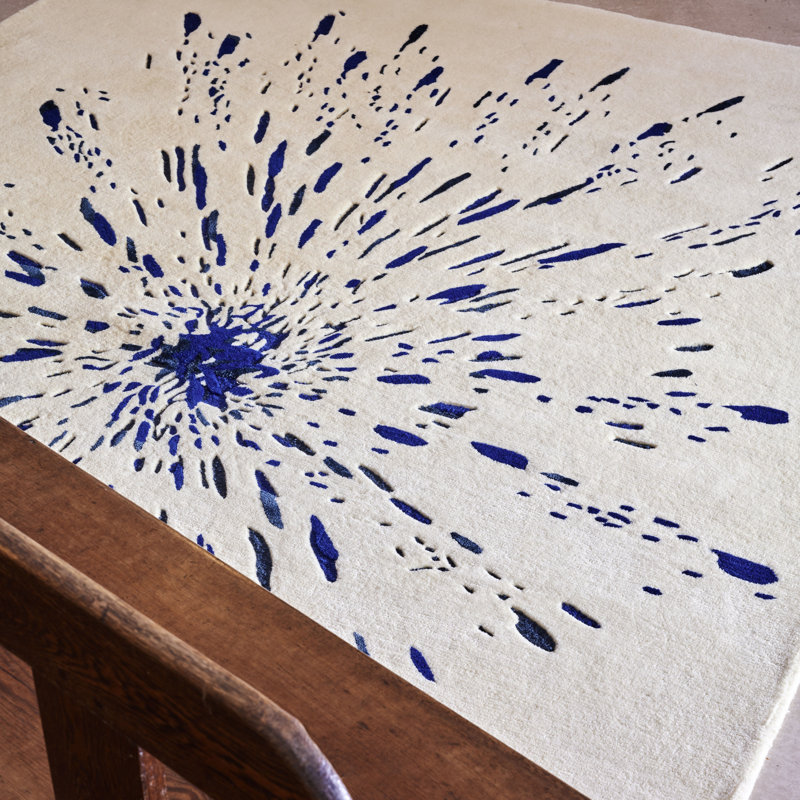 Paint Hand Tufted Area Rug in Blue, Rectangle 5'7" x 7'10"