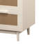 De style table d'appoint pour une chambre à coucher élégante et une table de chevet de salon avec des détails, ajoute de l'élégance à la pièce