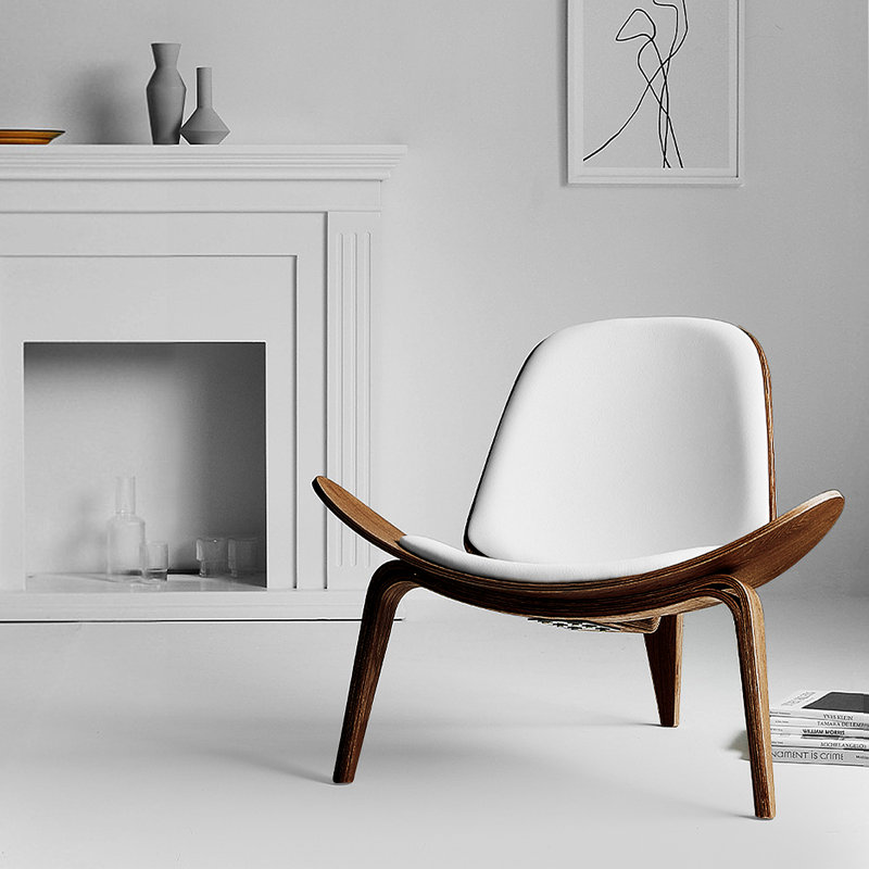 Chaise Suada Hans J. Wegner, Chêne naturel, Simili cuir blanc