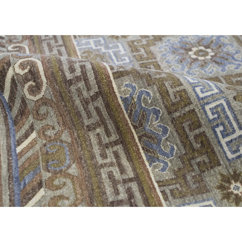 Hand-Knotted High-Quality Brown Area Rug