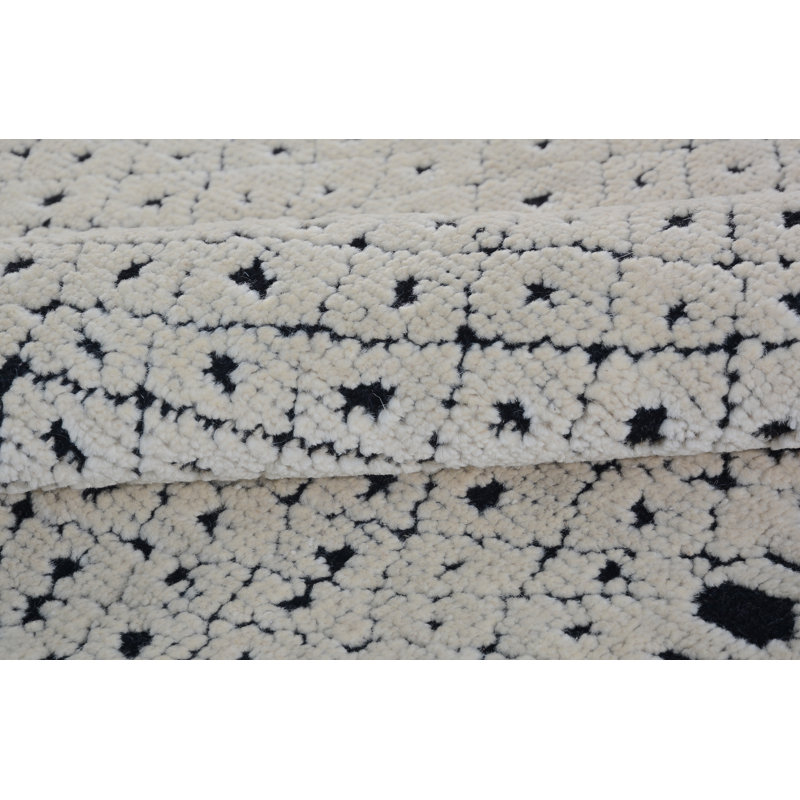 Wool Geometric Area Rug in Ivory, Rectangle 8' x 10'