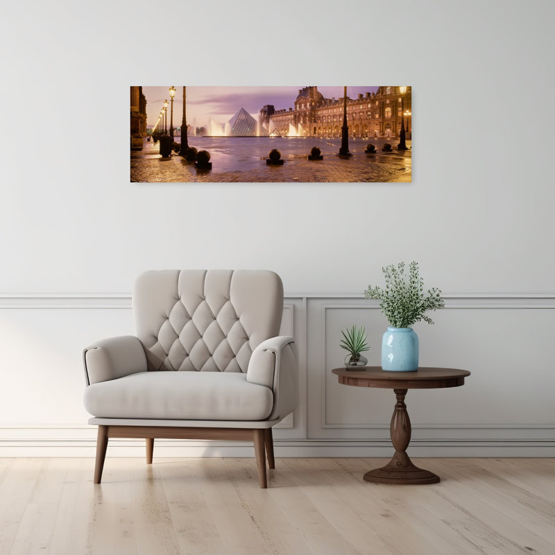 Louvre, musée, musée d'art contemporain, H 36 po x l 12 po