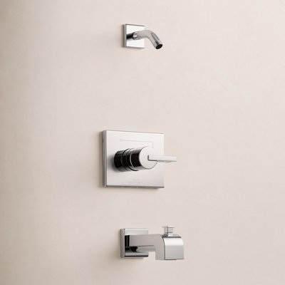 Garniture de baignoire et douche à pression équilibrée avec poignée levier et moniteur Vero