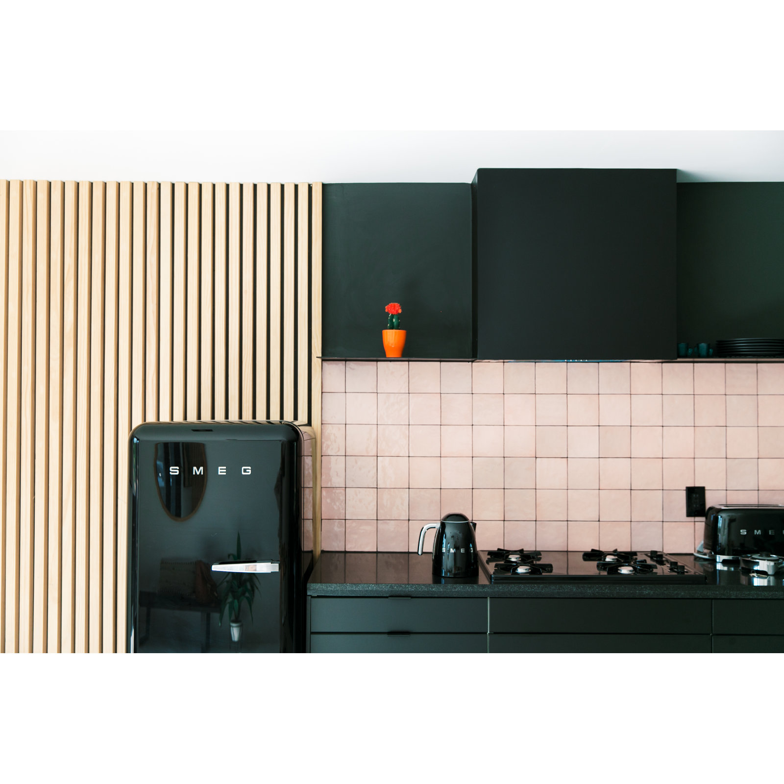 Cloe 5" x 5" Ceramic Subway Tile, Pink