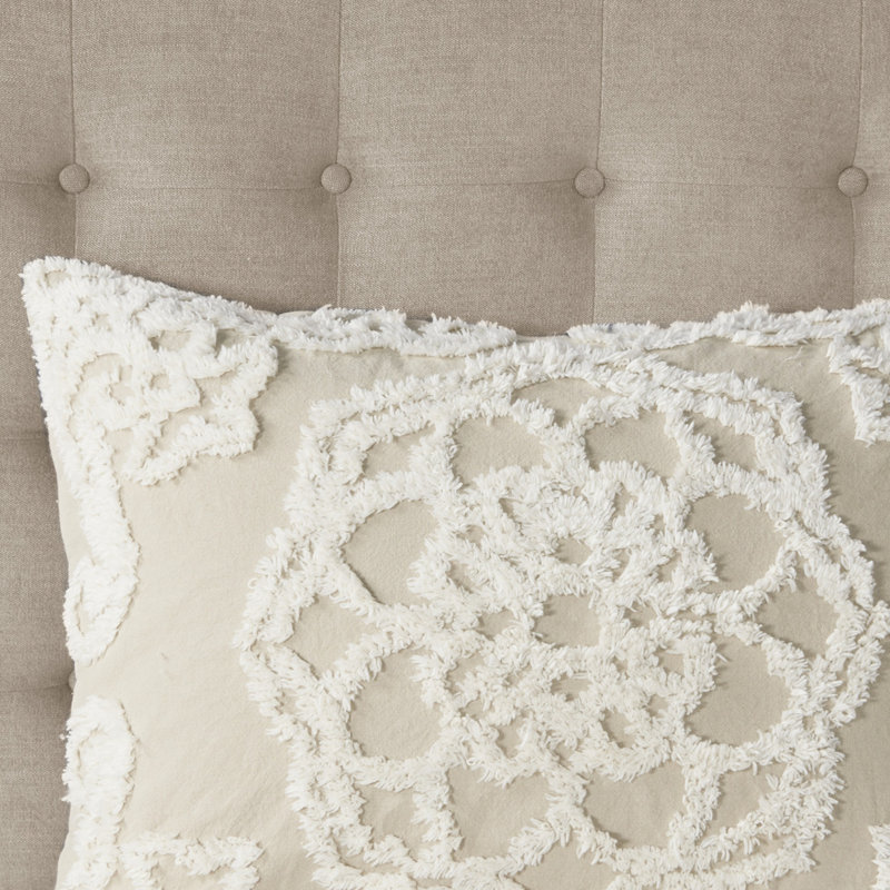 Très grand / très grand coton 3 pièces - taupe 100% pour un sommeil réparateur. Breloque médaillon. 2 taies décoratives. . Housse et housse de couette taupe Serenity lavable à la machine. Avec médaillon. Attrait. Entretien facile