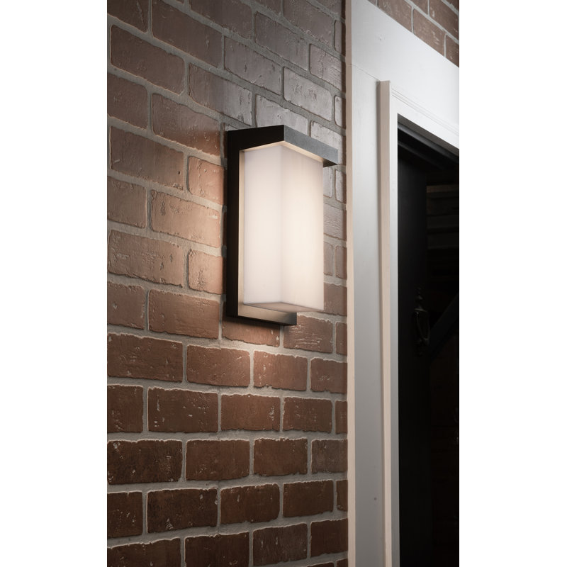Chamlee LED Outdoor, 11" H x 8" W x 3.50" D