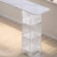 Table de bar flottante en acrylique-562579884