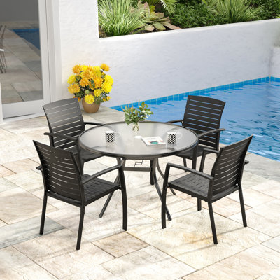 Ensemble repas pour 4 personnes 
