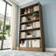 Bibliothèque en bois à 6 niveaux avec tablettes de rangement ouvertes-957722186