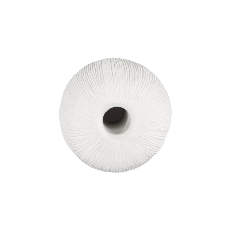 Vasti Vase, SM, 9" H x 7" W x 7" D
