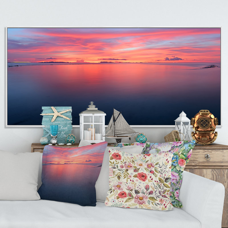 «Vibrant Panoramic Tropical Seascape Sunset» - photographie sur toile, H 28 po x l 60 po x P 1,5 po, Cadre blanc