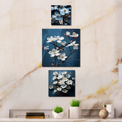 Mahema Metal Wall Clock