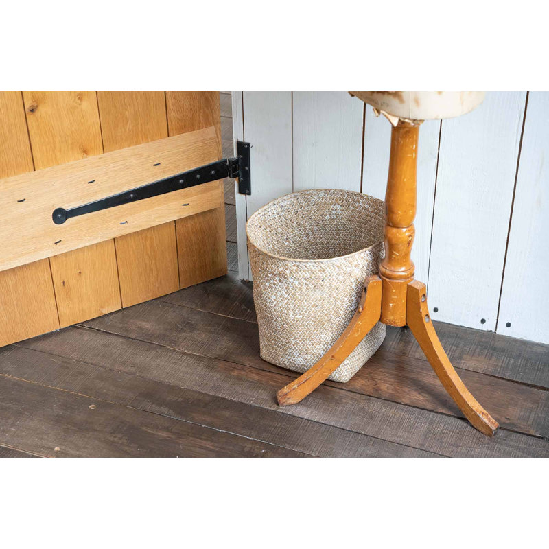Oxide Rosehead Nail Door Accessory