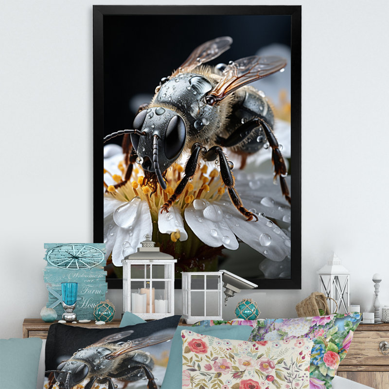 Jayloni Animal Insects Bugs National I - Print on Canvas, Black Single Picture Frameed Canvas, 20" H x 12" W x 1" D