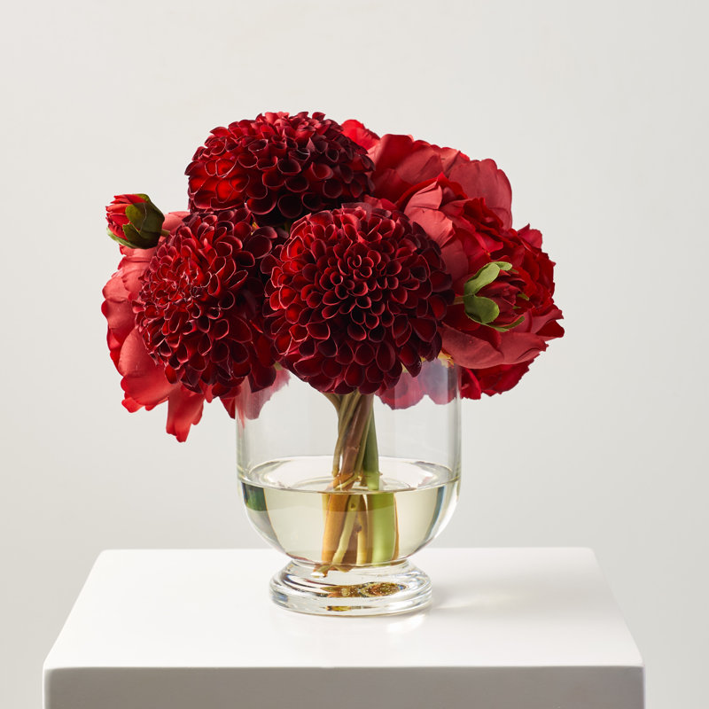 Arrangement floral Miss Scarlet Peony dans un vase