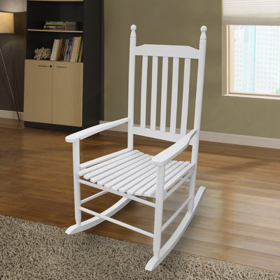 Chaise berçante en bois
