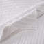 Ensemble de courtepointe 2 pièces Greenland Home Fashions Ruffled White 68 x 88 + 20 x 26-25244231