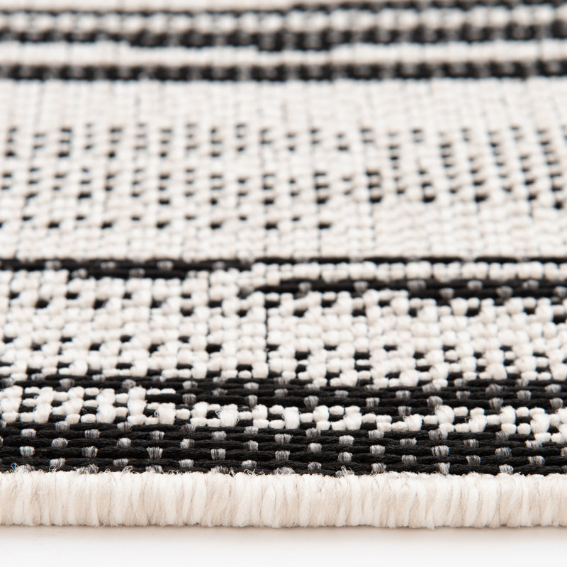 Performance Striped Indoor / Outdoor Rug, Rectangle 5' x 7'3"