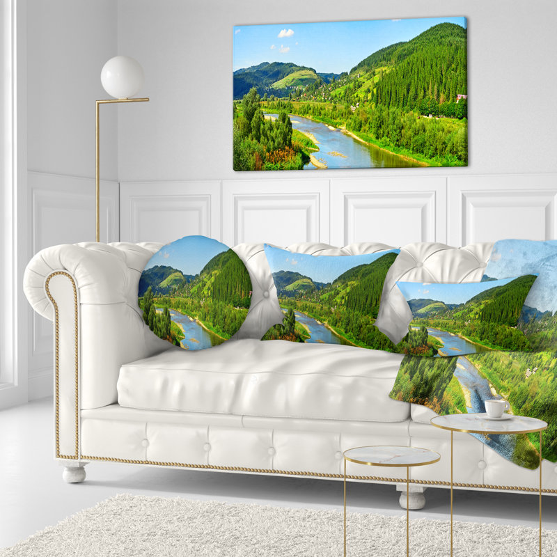 Coussin montagnes et rivière