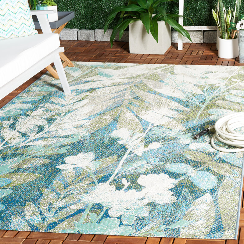 Aquia Floral Indoor/Outdoor Area Rug, Rectangle 4' x 6'