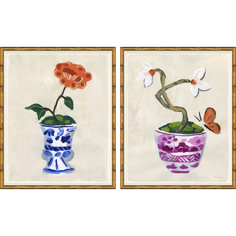 Maman dans un vase en porcelaine et lotus dans un bol en porcelaine