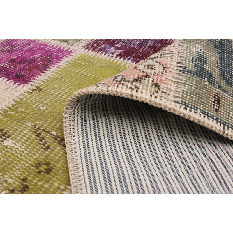 Tapis décoratif en laine de conception unique en laine noué à la main New Age 5 pi 6 po x 7 pi 9 po Bergur