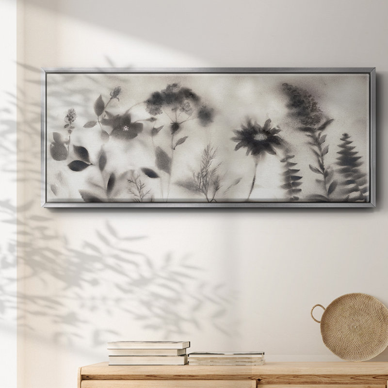 Misty Wildflower Morning - toile encadrée, H 20 po x l 50 po