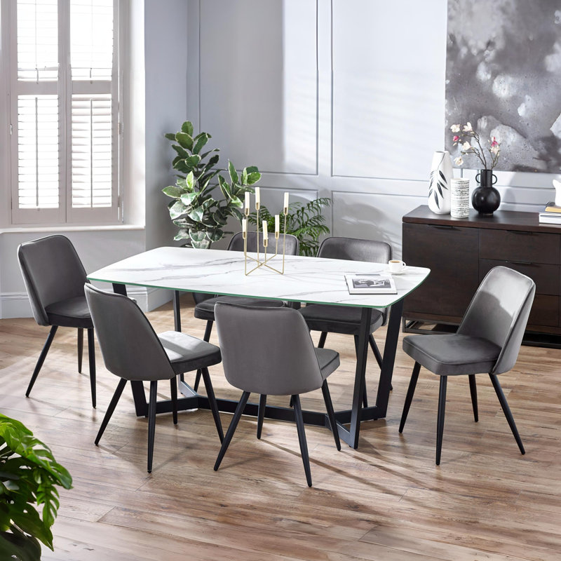 Iisakki 6 - Person Dining Set