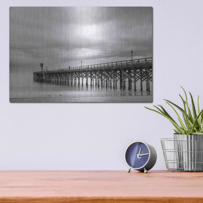 «Gavoita Storm Pier» par Chris Moyer