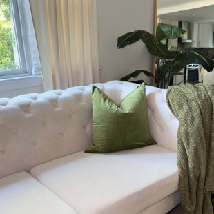 Coussin en velours vert