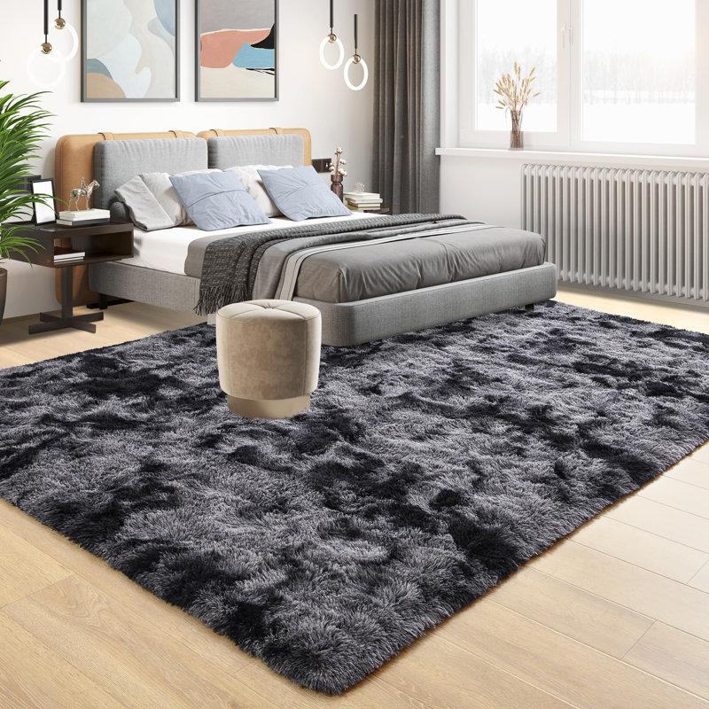 Tapis à poil long Antonije Tie Dye, Gris foncé, Rectangle 2 pi 11 po x 5 pi