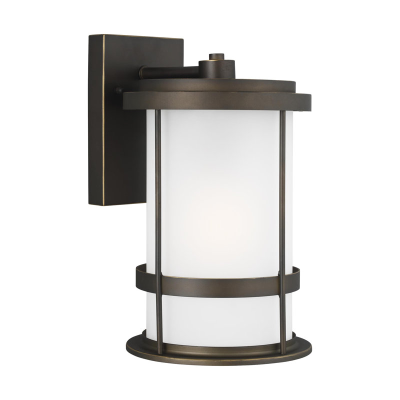 Lanterne murale d'extérieur Wilburn , H 13,5 po x l 8 po x P 8 po, 60 W, Bronze antique