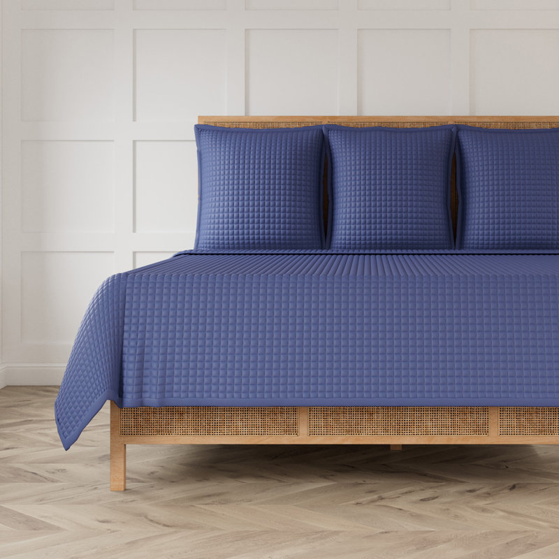 Ready-to-Bed Coverlet, Periwinkle, Twin Quilt