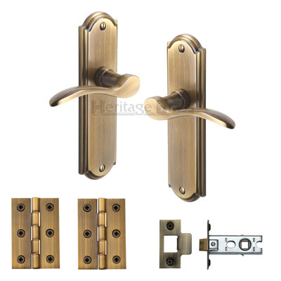 Heritage Brass Howard Door Handle Kit