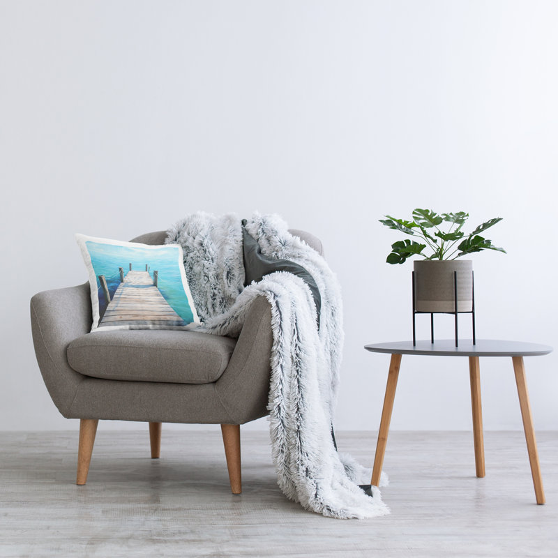  Polyester Throw Pillow