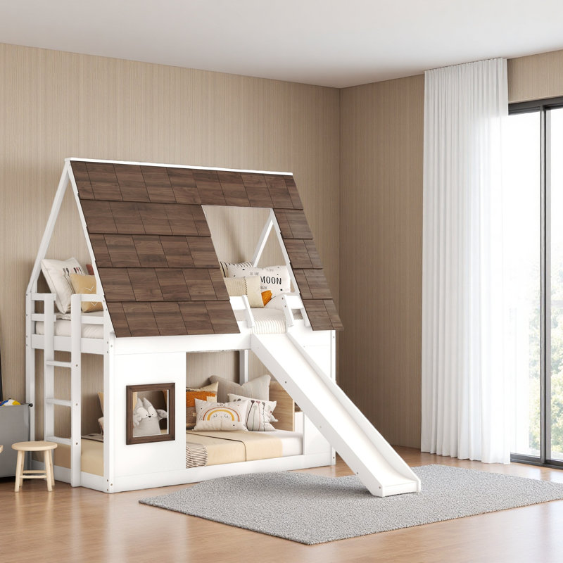 Lit superposé simple en bois avec toit, échelle et toboggan