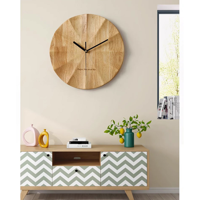 Horloges murales en bois massif, Moyen